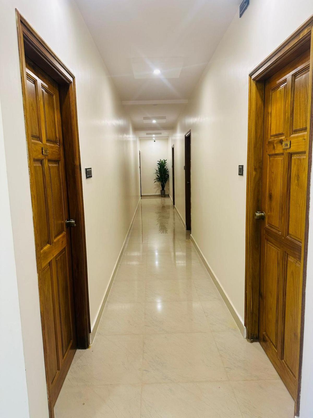 Hotel Yatri Nivas Sagara Exteriér fotografie