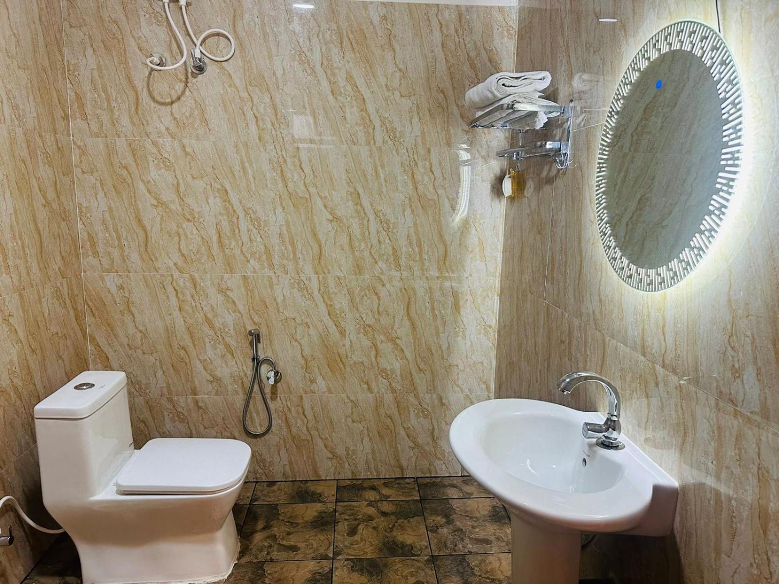 Hotel Yatri Nivas Sagara Exteriér fotografie