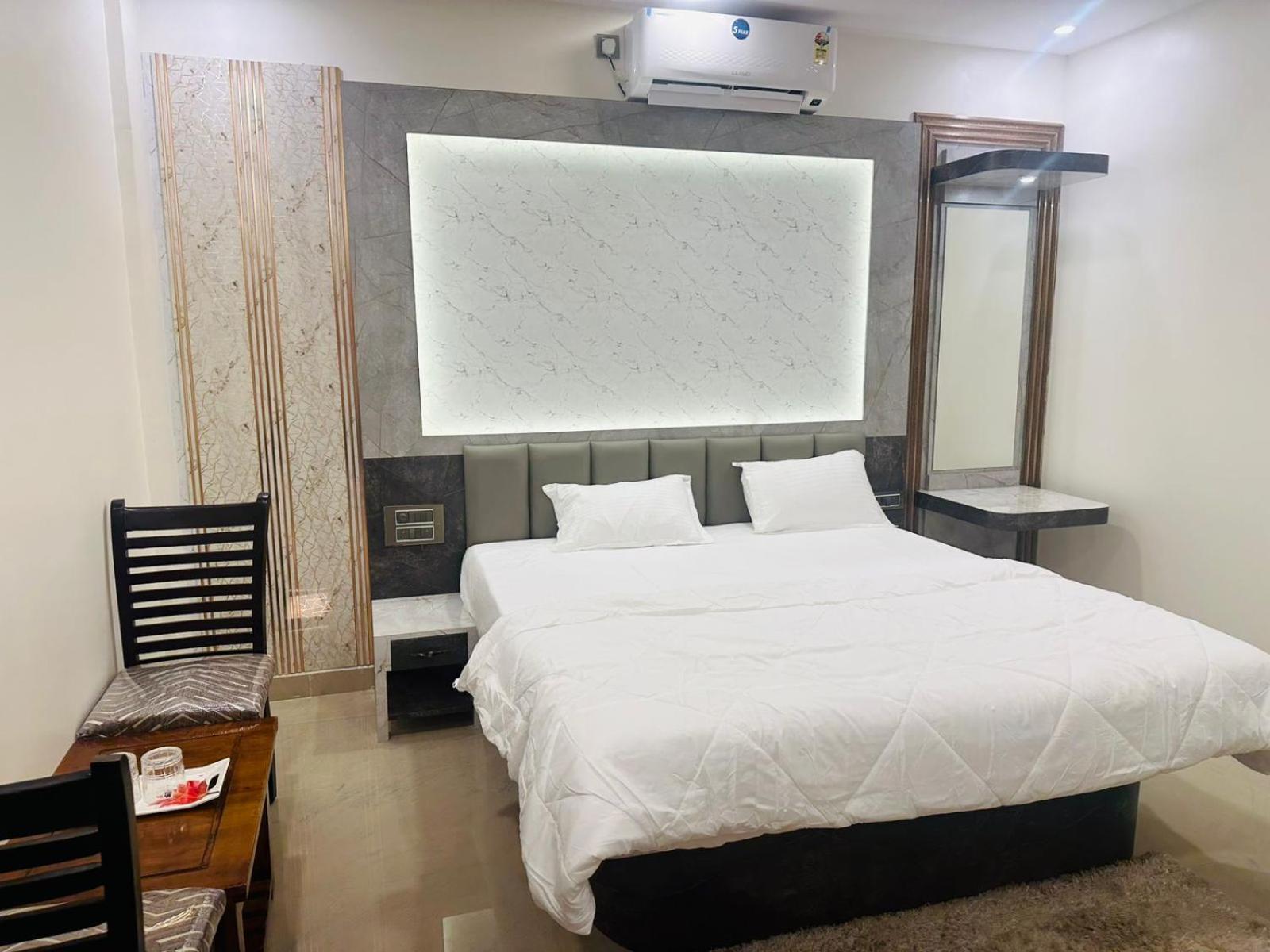 Hotel Yatri Nivas Sagara Exteriér fotografie